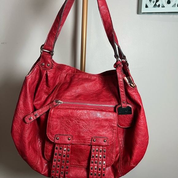 Jessica Simpson Vibrant Red Shoulder Bag with Slouchy Hobo Style - Picture 1 of 4